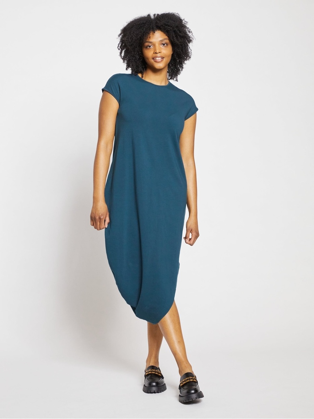 Universal Standard Blue Liquid Jersey V-Neck Dress - Size 18